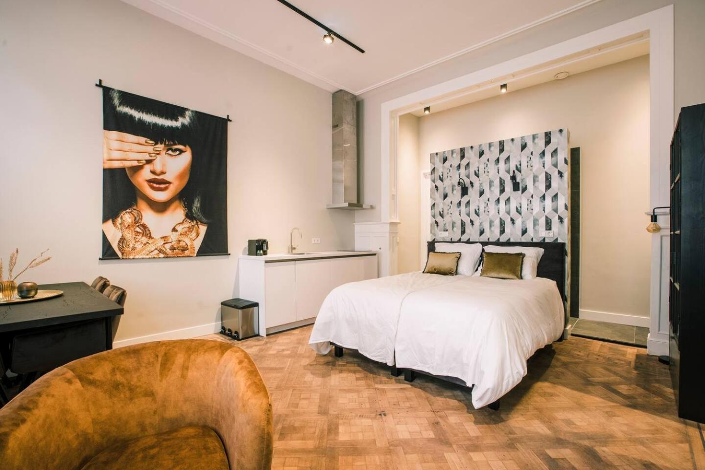 City Center Located City Villa Tilburg Alexander Экстерьер фото